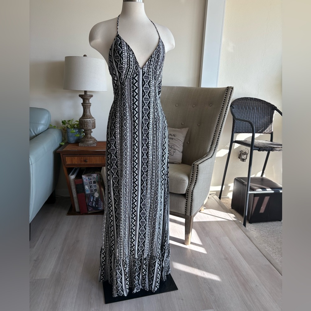 L -  Elegant Halter Style Black and White Maxi Dress